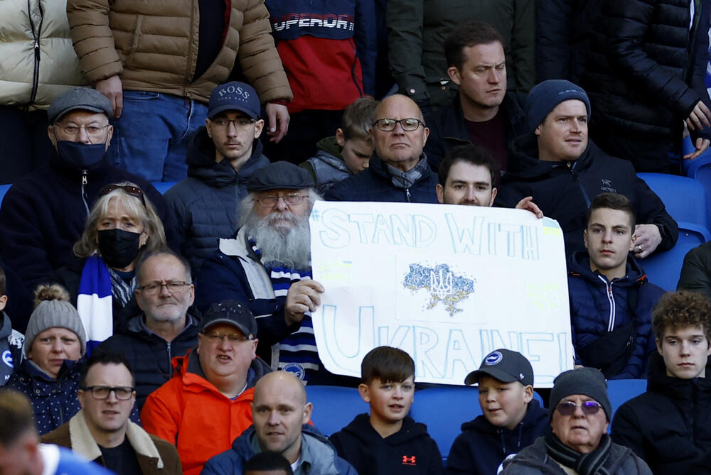 <p>Gradonačelnik Kijeva kazao da će policijski čas trajati svakog dana od 17 sati do osam ujutru. Visoki predstavnik EU Žozep Borelj zakazao sastanak šefova diplomatija zemalja članica Unije za nedjelju</p>