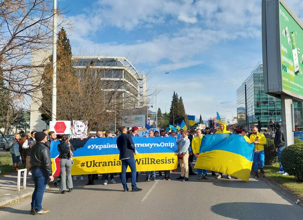 Sa protesta podrške Ukrajini u Podgorici