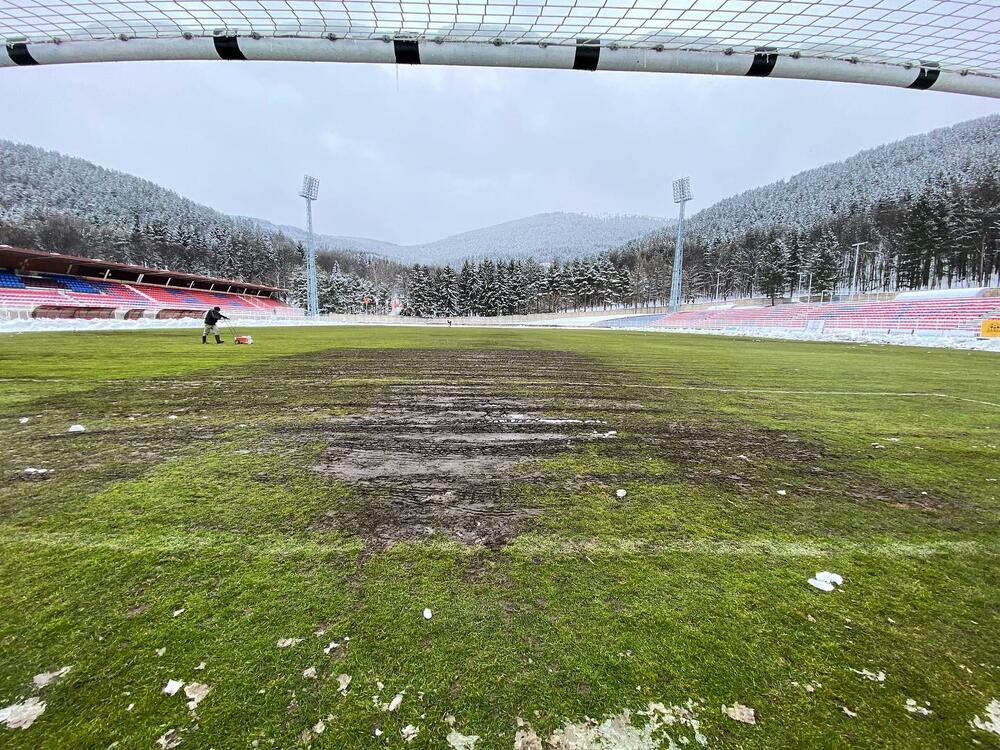 Teren u Pljevljima pred meč Rudar - Sutjeska