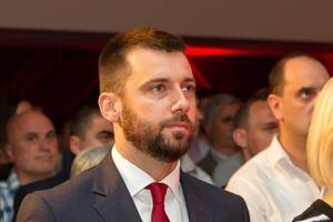 Zeković: Predsjednički kandidat evropske i građanske Crne Gore da...
