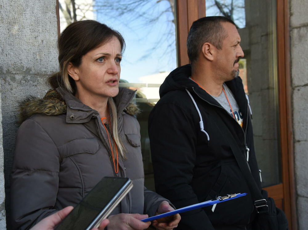 <p>"Napominjemo još i da krivične prijave koje je do sada podnijela stečajna uprava još nijesu kompletirane i da je u toku obezbjeđivanje dodatnih i dopunskih dokaza o ciljanom uništavanju državne infrastrukture, odnosno Montenegro Airlines", kazao je Srđan Habić, jedan od predstavnika radnika angažovanih u stečaju</p>