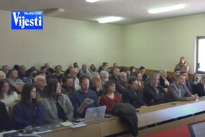 The people of Šavnica are divided at the public debate on the HPP construction project...