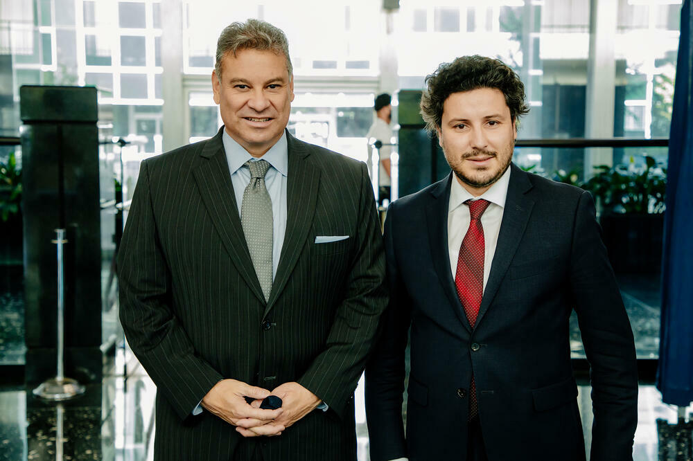 Eskobar i Abazović (arhiva), Foto: Vlada Crne Gore