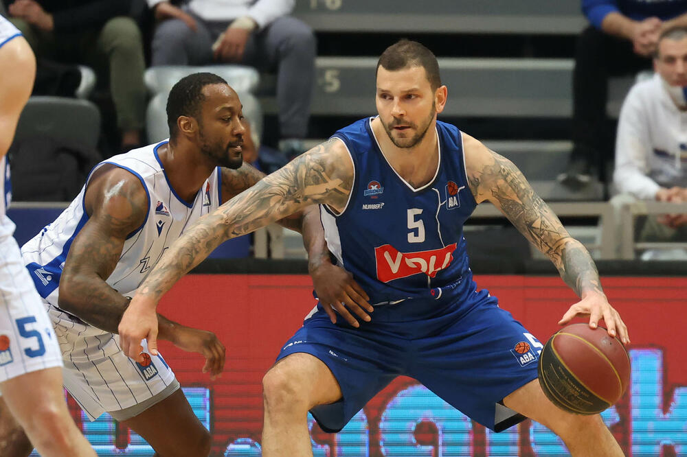 Tragičar: Vladimir Micov je promašio šut za pobjedu i zaokružio svoje očajno veče u Dalmaciji, Foto: Zvonko Kučelin/KK Zadar