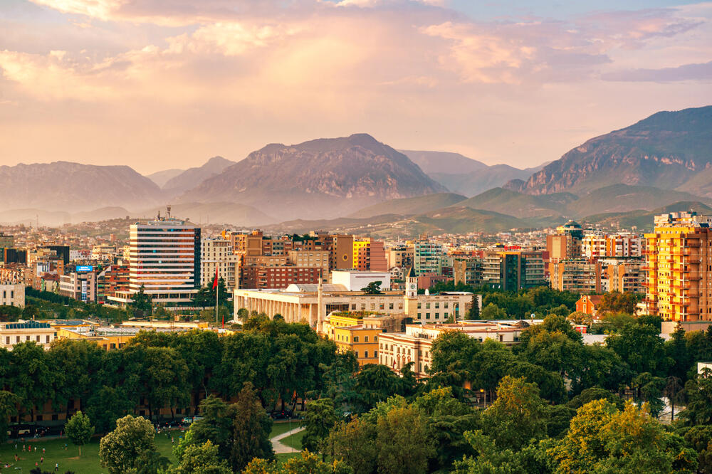 Tirana, ilustracija, Foto: Shutterstock