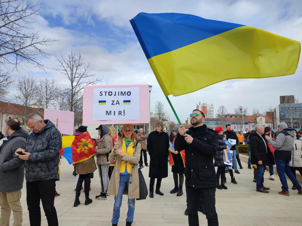 <p>"Crnogorke su kroz istorju i te kакo osjetile surovost rata", istakla je Ratka Božović, kazavši da je agresija nad Ukrajinom ujedinila sav civilizovani svijet</p>