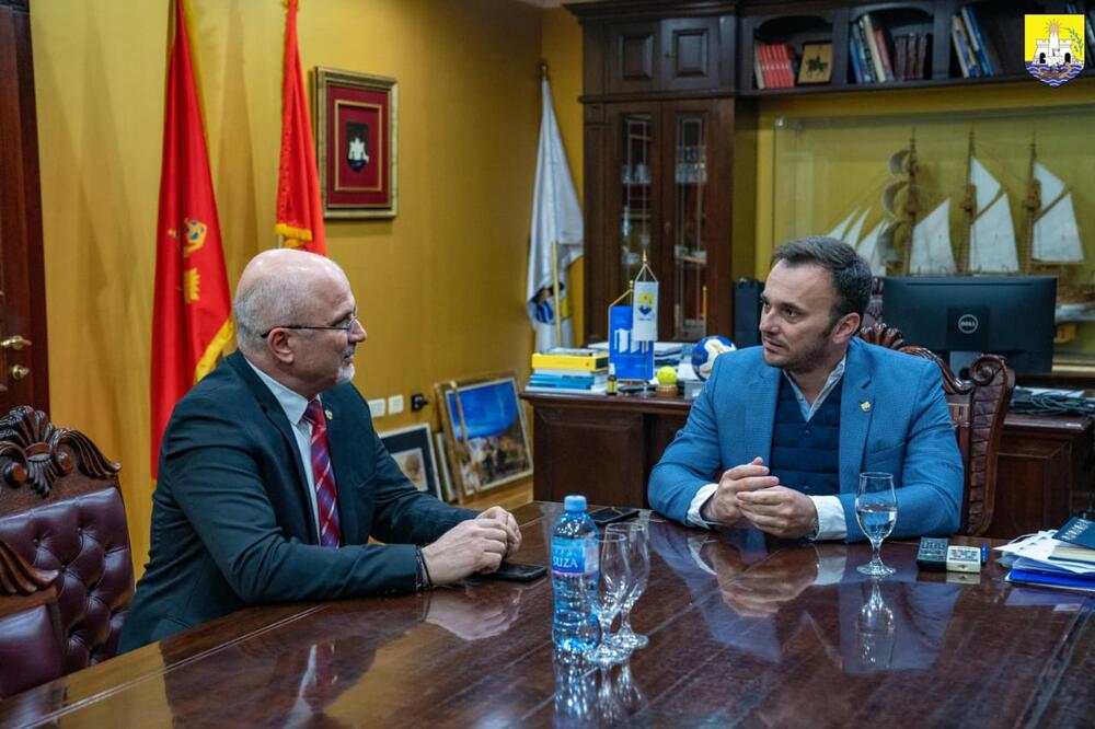 Ćulafić i Dabović, Foto: Udruženje crnogorskih zajednica u Albaniji