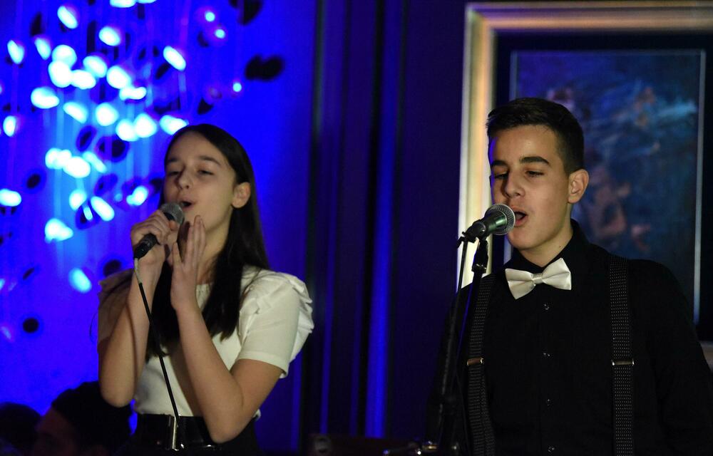 <p>Cjelokupan prihod prikupljen kroz donacije biće uplaćen na zvanični žiro račun ambasade Ukrajine u Crnoj Gori</p>