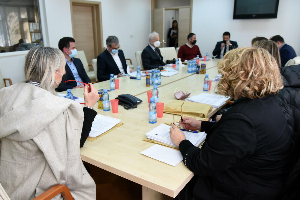 Detalj sa sjednice Tužilačkog savjeta, Foto: Luka Zekovic