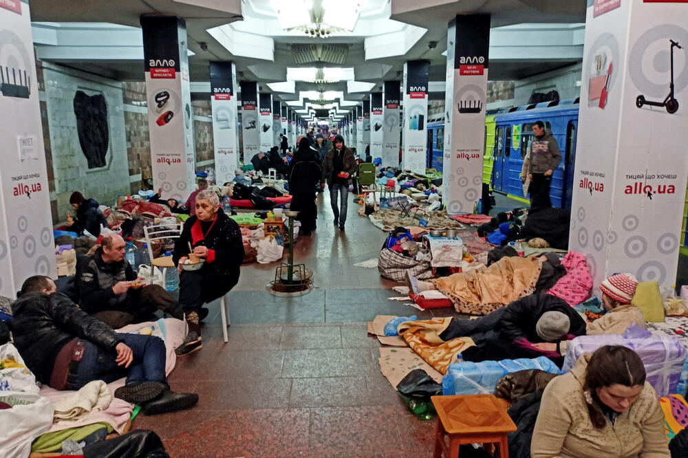 Stanica metroa u Harkovu kao sklonište od bombi, Foto: Reuters