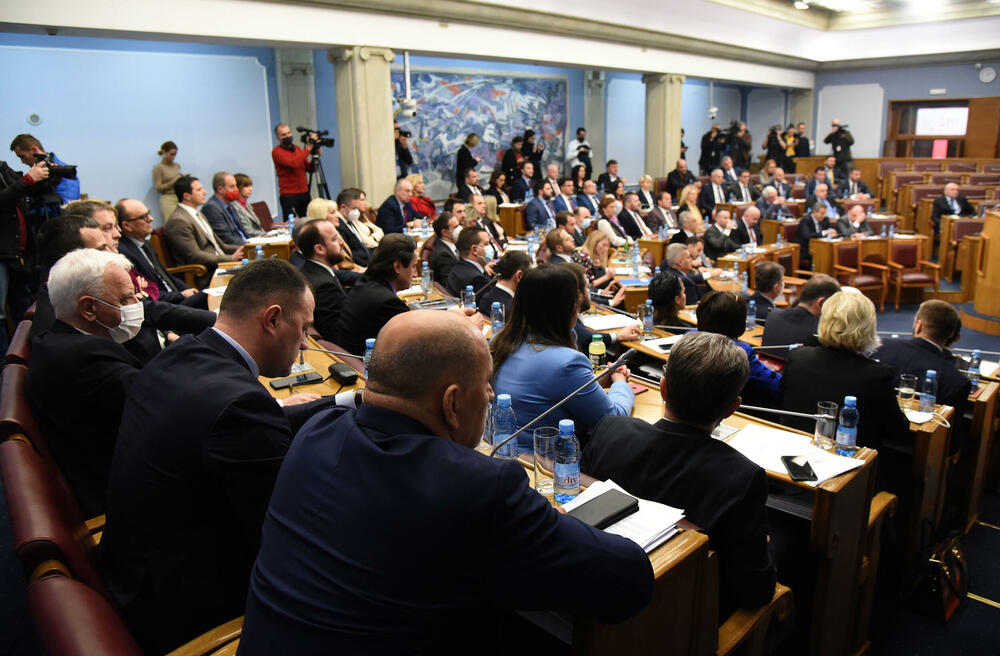 Skupština Crne Gore, poslanici