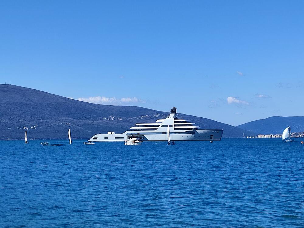 Solaris, Roman Abramovič