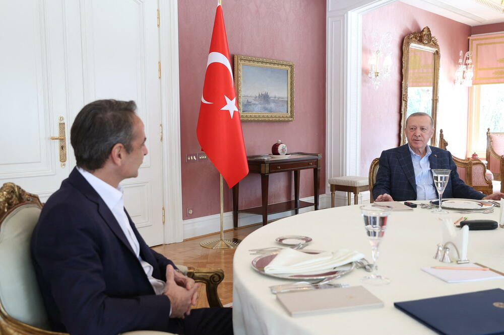 Sa jučerašnjeg sastanka, Micotakis i Erdogan, Foto: Reuters