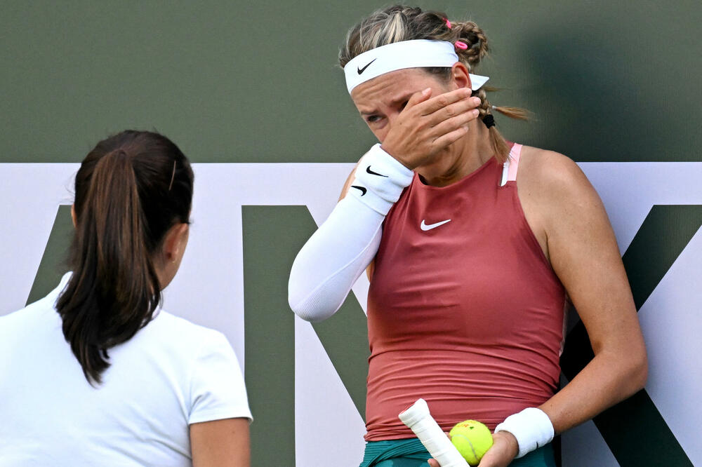 Azarenka na meču sa Ribakinom, Foto: Reuters