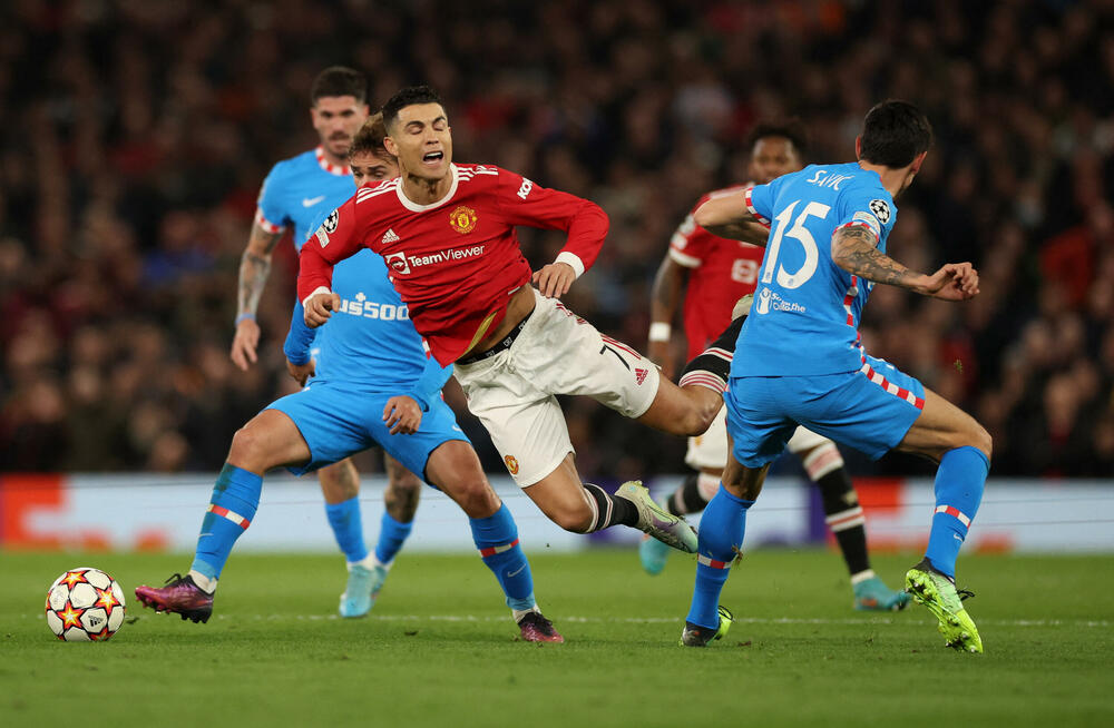 Savić u duelu sa Ronaldom