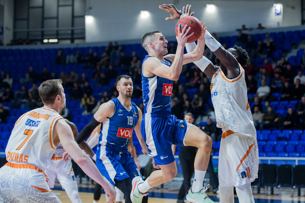 Petar Popović je bio najefikasniji sa 15 poena, Foto: KK Budućnost Voli