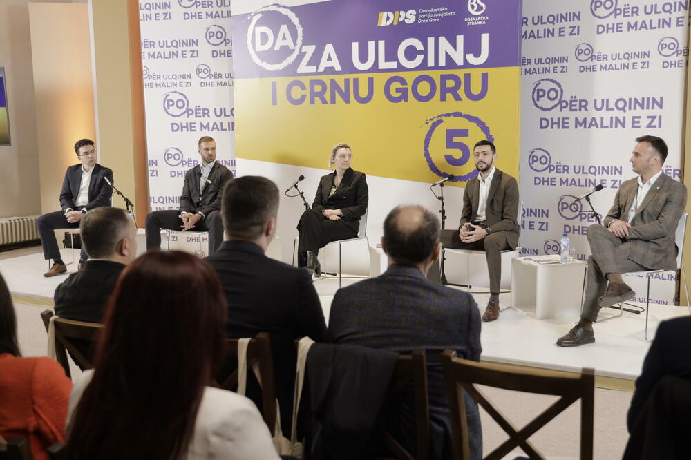 Sa tribine, Foto: DPS