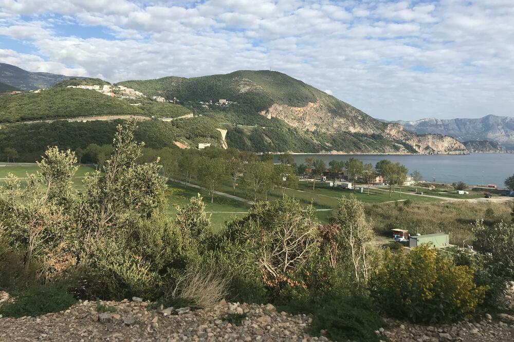 Zemlja na Jazu, u vlasništvu Miloša Marovića, Foto: Vuk Lajović