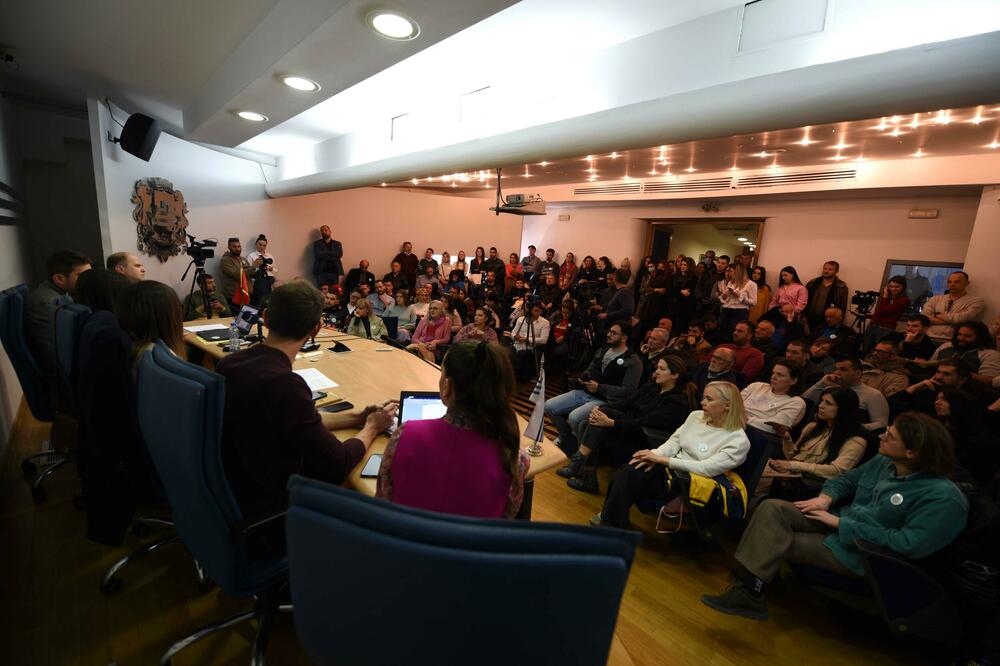 Detalj sa javne rasprave, Foto: BORIS PEJOVIC