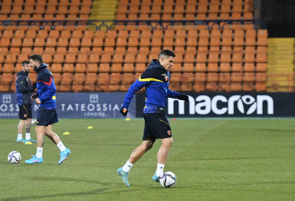 <p>Duel u Jermeniji počinje sjutra u 17 časova</p>