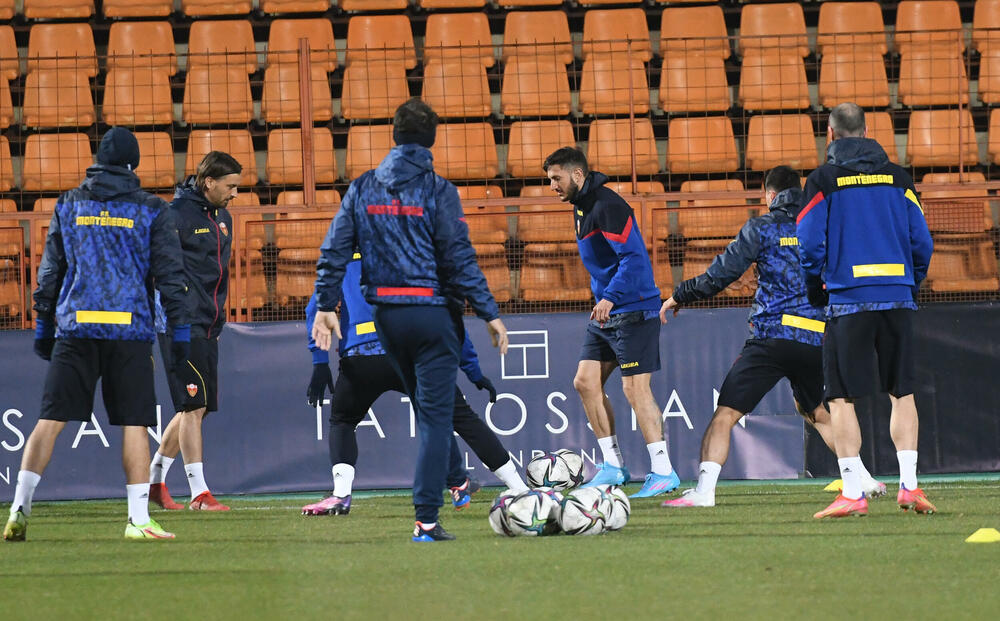 <p>Duel u Jermeniji počinje sjutra u 17 časova</p>