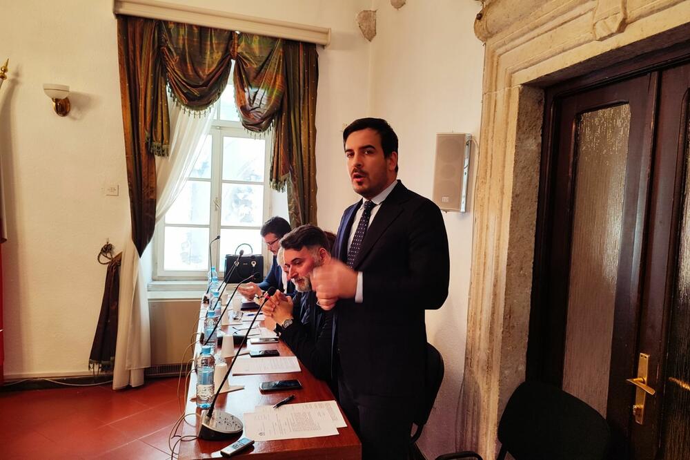 Nema promjene izborne volje, kadrovi DF-a i dalje na funkcijama: Jokić na sjednici, Foto: Siniša Luković