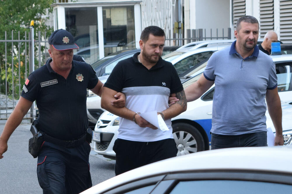 Mujović nakon hapšenja (arhiva), Foto: Luka Zekovic