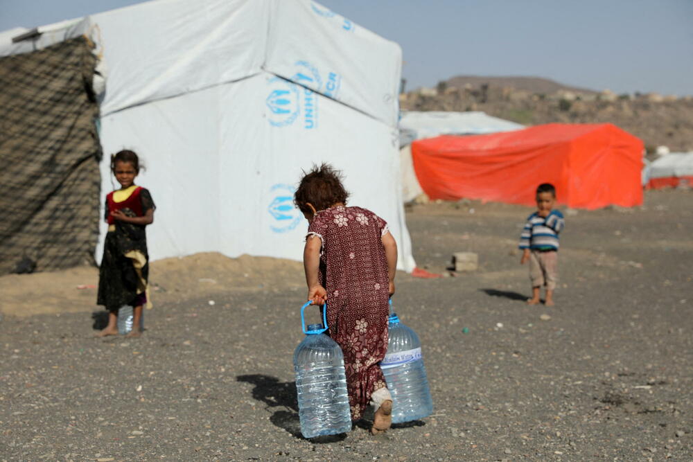 Kamp za interno raseljene ljude blizu Sane