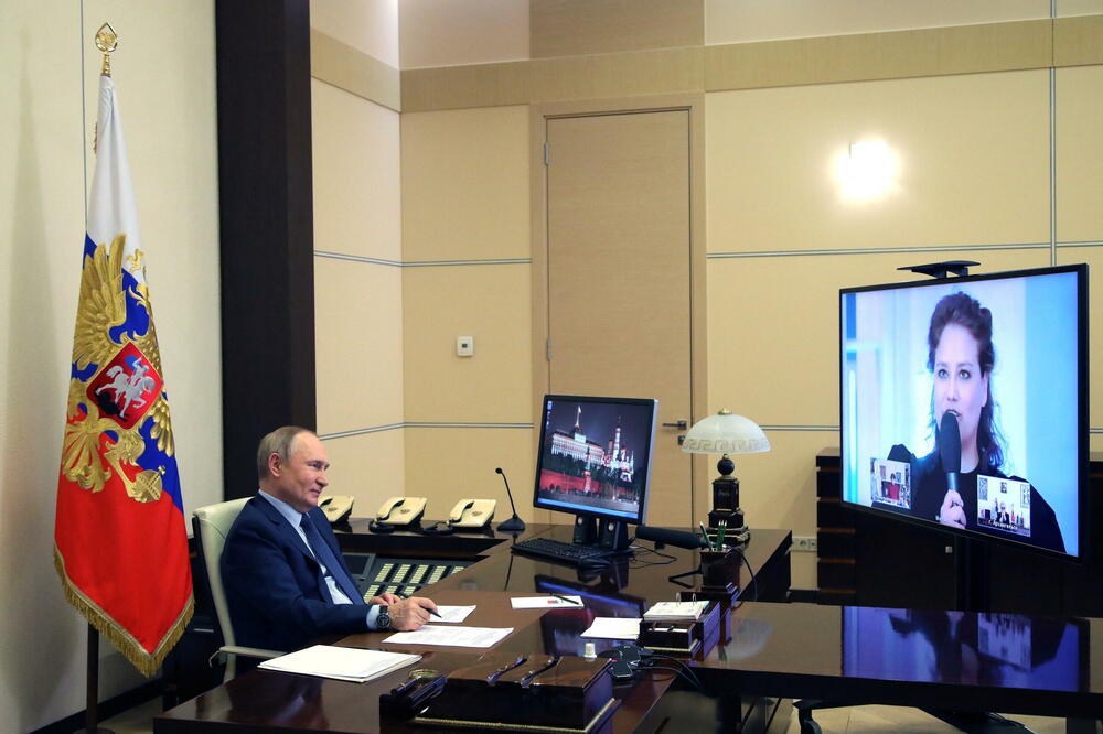 Putin tokom video sastanka sa ličnostima iz ruske kulture, Foto: SPUTNIK