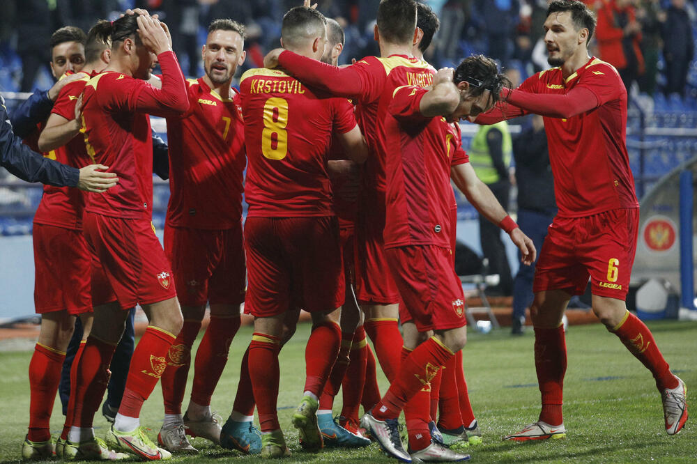 Slavlje nakon Osmajićevog pogotka, Foto: Reuters