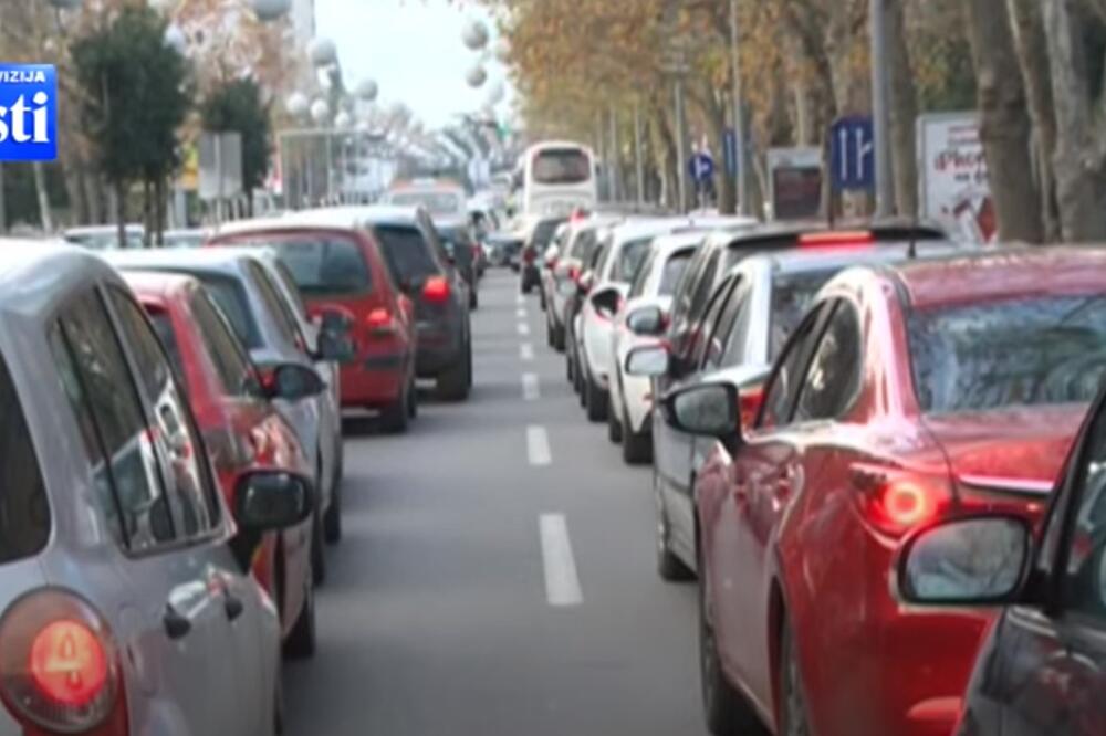 Gužva na ulicama Podgorice, Foto: Screenshot/TV Vijesti