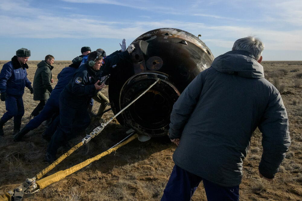 Kapsula je sletjela u kazahstanu, Foto: Reuters