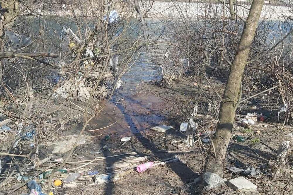 Obale Lima zatrpane smećem, Foto: Jadranka Ćetković