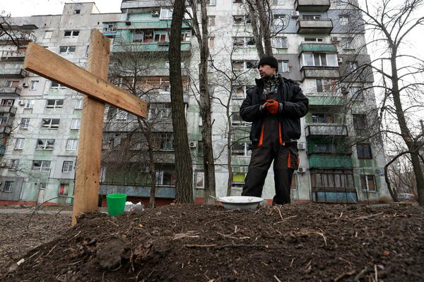 Zelenski: Rusija jača snage u blizini Mariupolja, biće bitke pred...