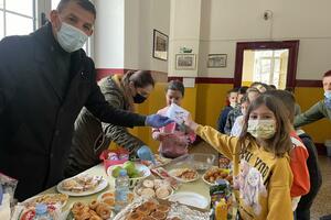 Children from Elementary School "Njegoš" from Cetinje collected around 1.800 euros for Feđina...