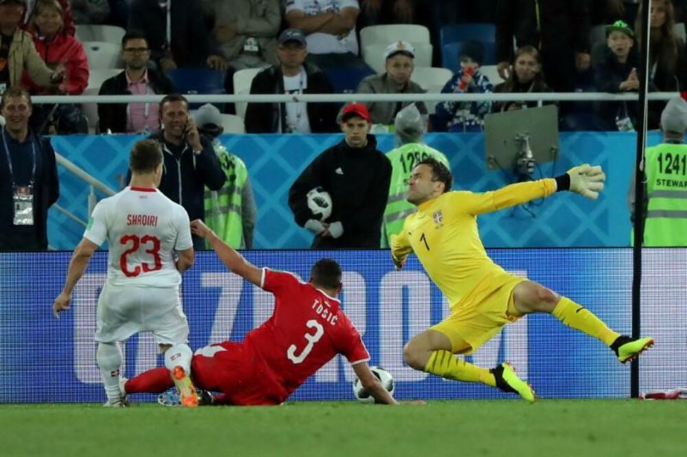 Šaćiri daje gol Srbiji na Mundijalu u Rusiji 2018., Foto: Reuters