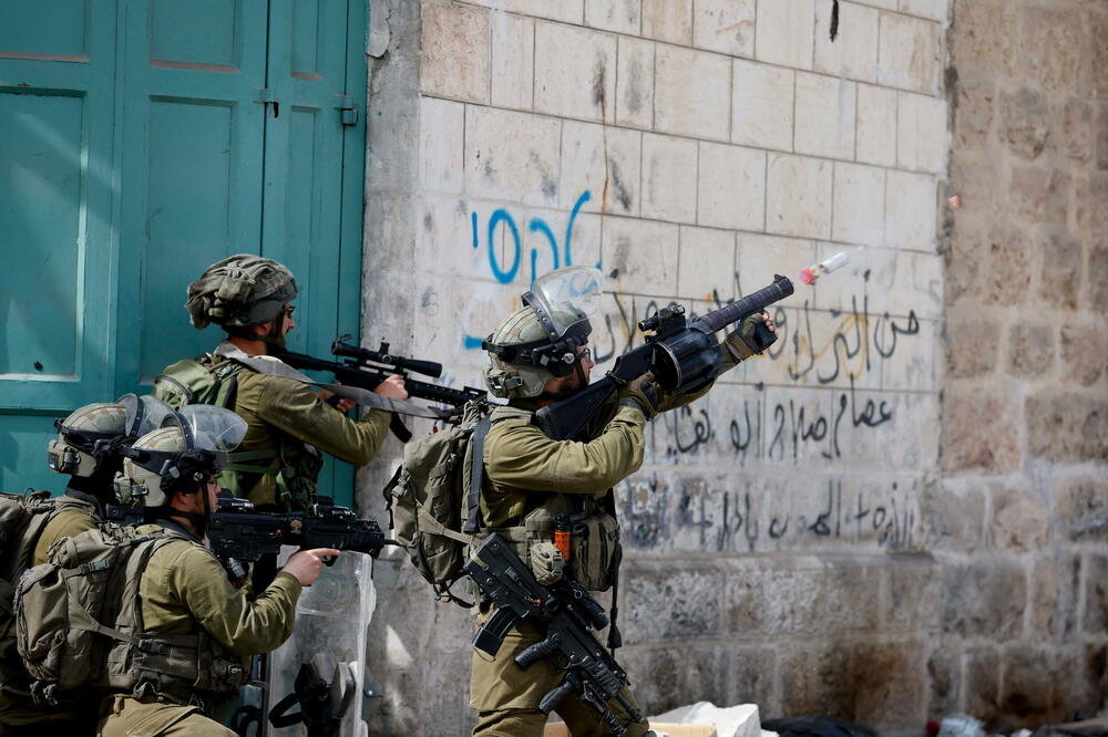 Izraelska vojska u Hebronu na okupiranoj Zapadnoj obali, Foto: Reuters