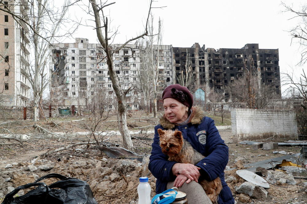 Raisa Isulina (73) u Mariupolju, Foto: Reuters