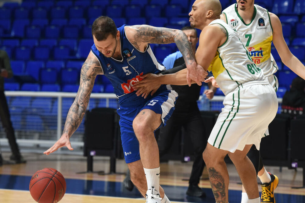 Vladimir Micov na prvoj utakmici sa Bursom, Foto: KK Budućnost Voli