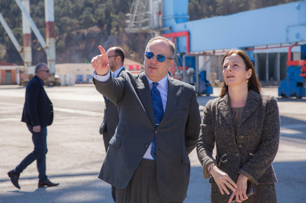 Foto: Uprava prihoda i carina