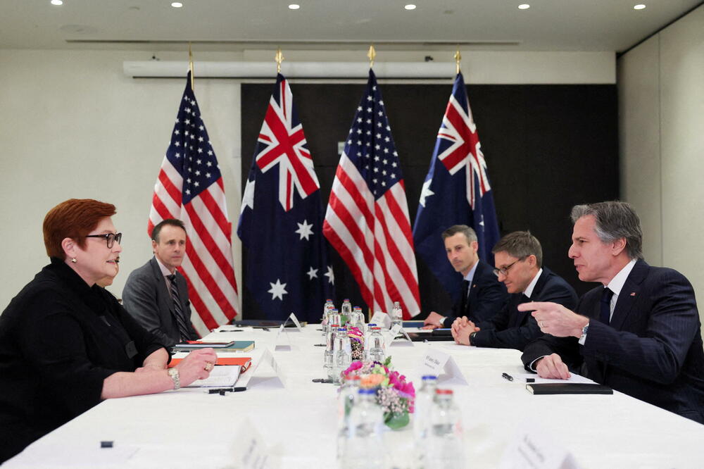 Sastanak delegacije SAD, koju predvodi Entoni Blinken, i delegacije Australije u Briselu uoči sastanka šefova diplomatija NATO-a, Foto: Rojters