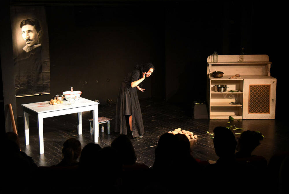 Tonka Mršić u monodrami 'Zemlja vukova'