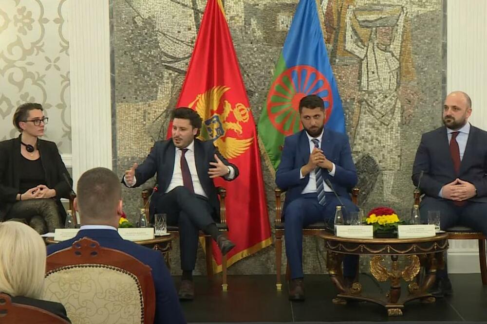 Abazović na svečanom prijemu povodom Svjetskog dana Roma, Foto: Printscreen YouTube/Vlada CG