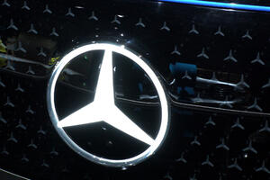 Skok prodaje u Mercedesu, posebno e-automobila