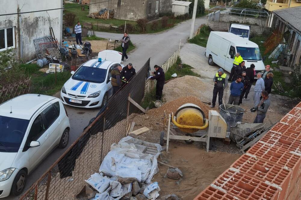Policija na gradilištu, Foto: Amer Ramović