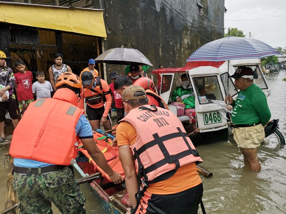 <p>Megi, poznata na Filipinima po lokalnom imenu Agaton, prva je veća tropska oluja koja je ove godine pogodila zemlju inače često zahvaćenu prirodnim katastrofama</p>