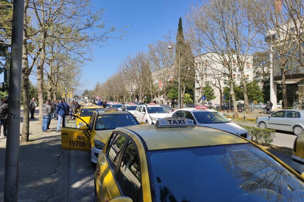 Sa okupljanja taksista, Foto: Ivan Ivanović
