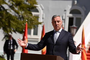 Đukanović o Maroviću: Nije moje da komentarišem zašto je na listi...