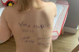 Ukrajinka u očajanju na leđima ćerke ispisala kontakte kako bi se...