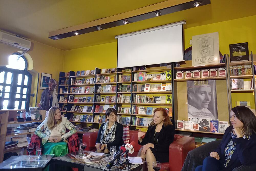 Sa konferencije za novinare u knjižari “Karver”, Foto: Katarina Stanišić